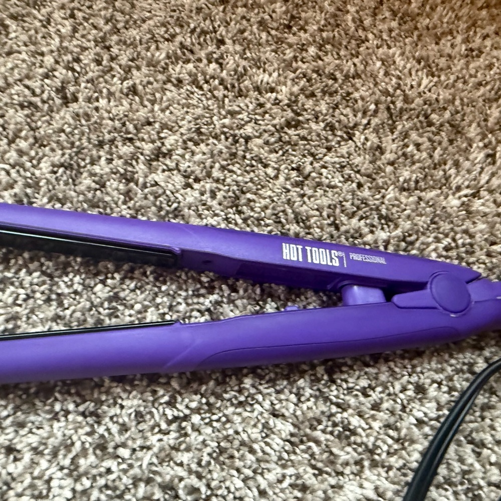 Hot Tools Professional Purple Hair Straightener